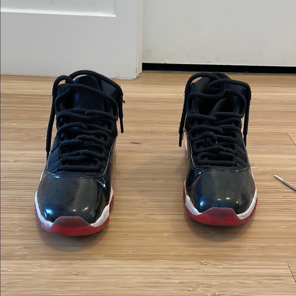 Nike Air Jordan 11 ‘BRED’ Sneakers